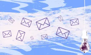 Une ampoule éclaire une volée de lettres, symbolisant une idée pour une lettre de dénonciation préfecture.